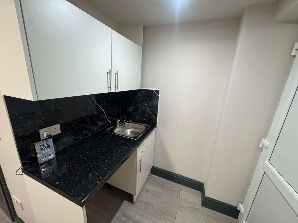 Property photo 2 of 4 Gallery