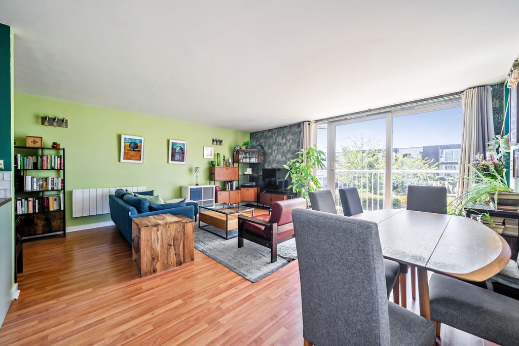 Property photo 1 of 20 1485822-16-6A4652...