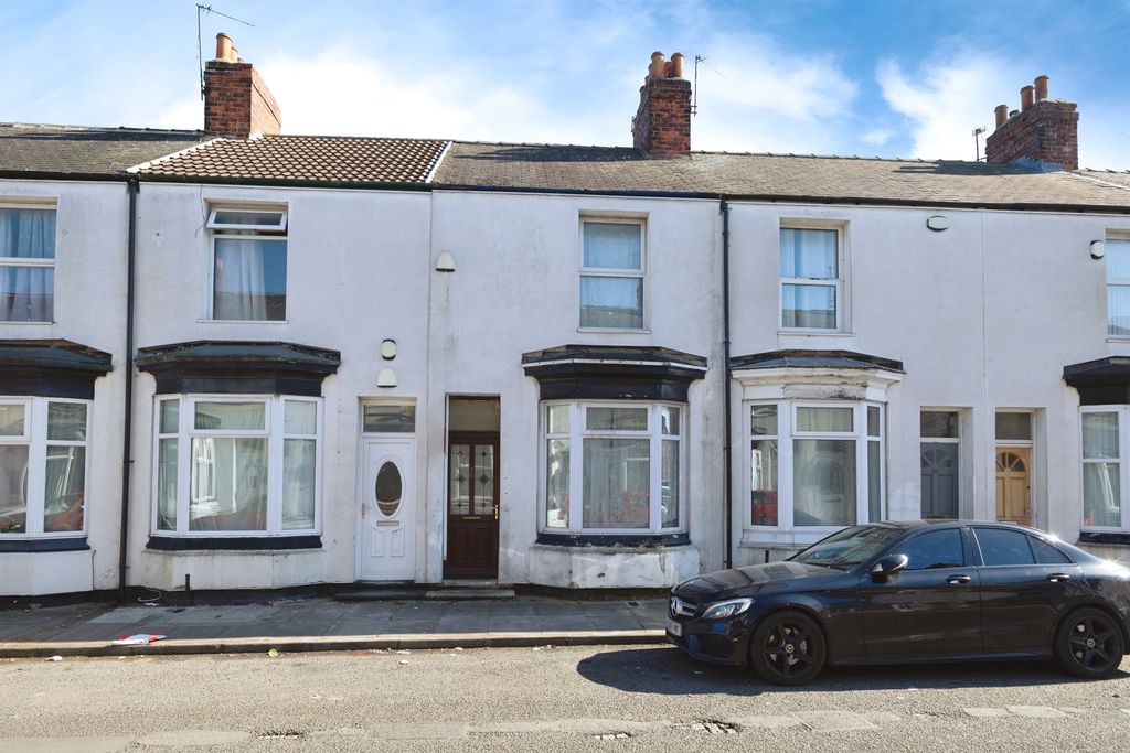 Property photo 1 of 11