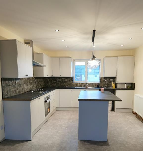 Property photo 2 of 5 Bedroom