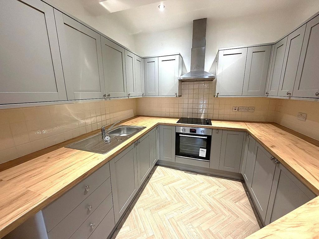 Property photo 3 of 9 6.Jpg