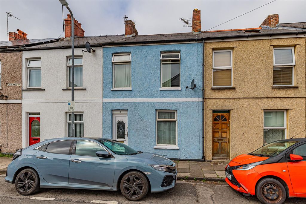 Property photo 1 of 17 Plasnewydd Road 19-1.Jpg
