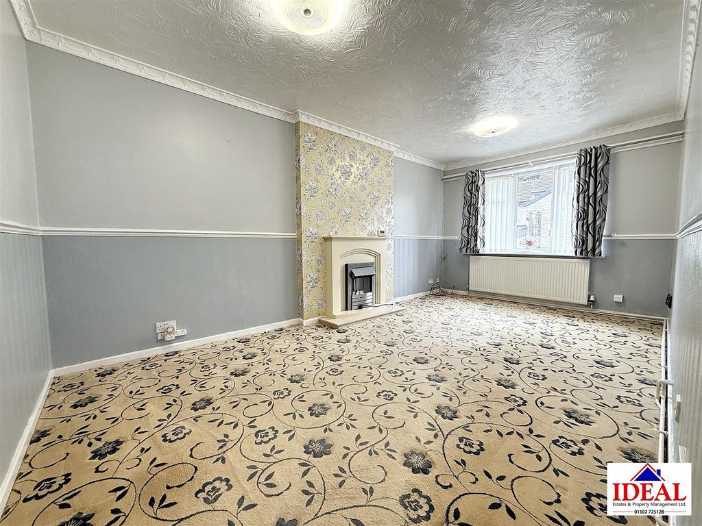 Property photo 2 of 15 Image00023.Jpg