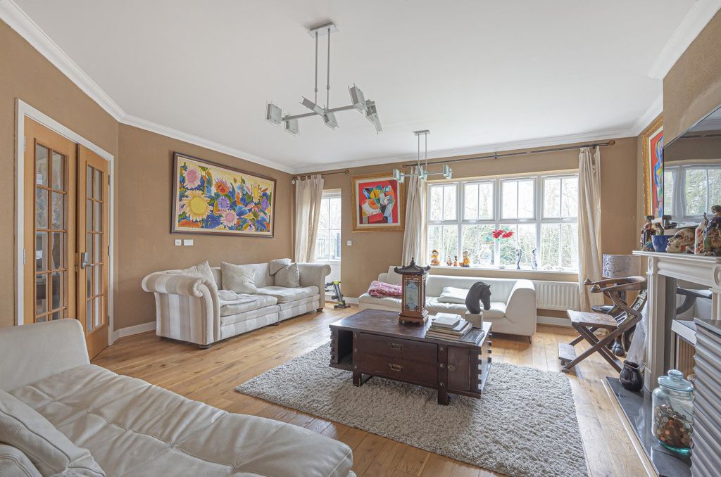 Property photo 2 of 16 Picture No. 08