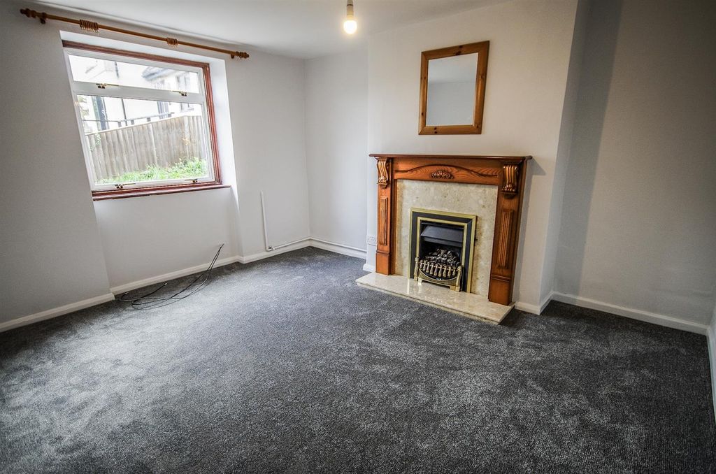 Property photo 2 of 13 Living Room