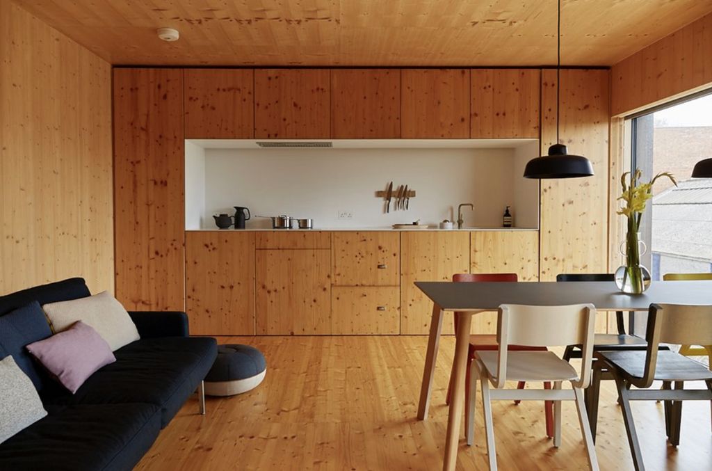 Property photo 1 of 28