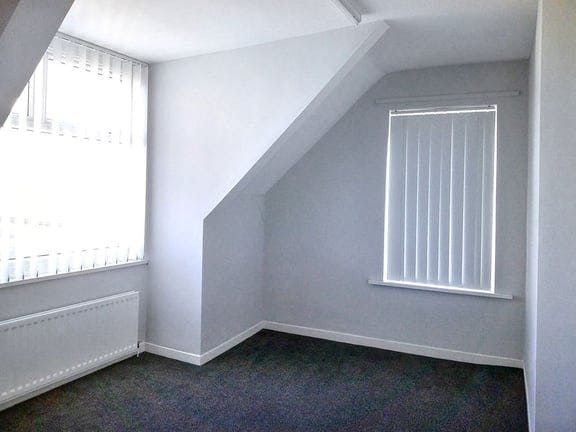 Property photo 3 of 8 2210710_W1048_H786.Jpg