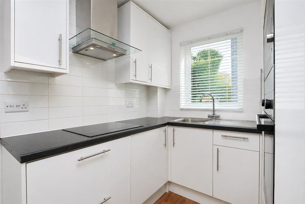 Property photo 2 of 7 0d788F17-4Ef5-4Ddd-8d25-904Beac6545d.Png