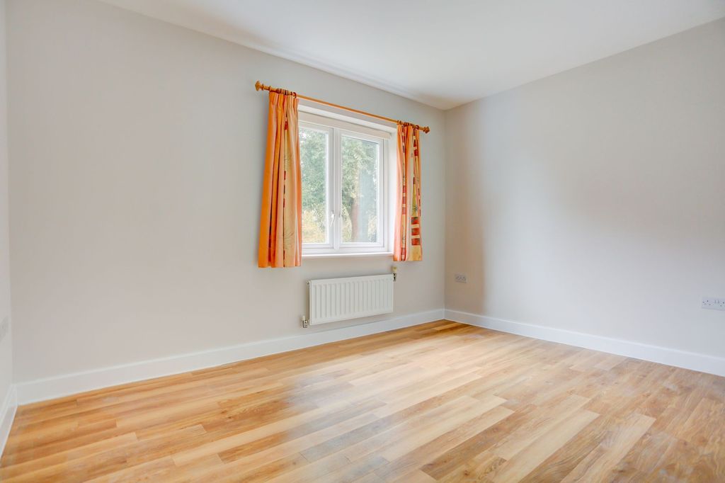 Property photo 3 of 29