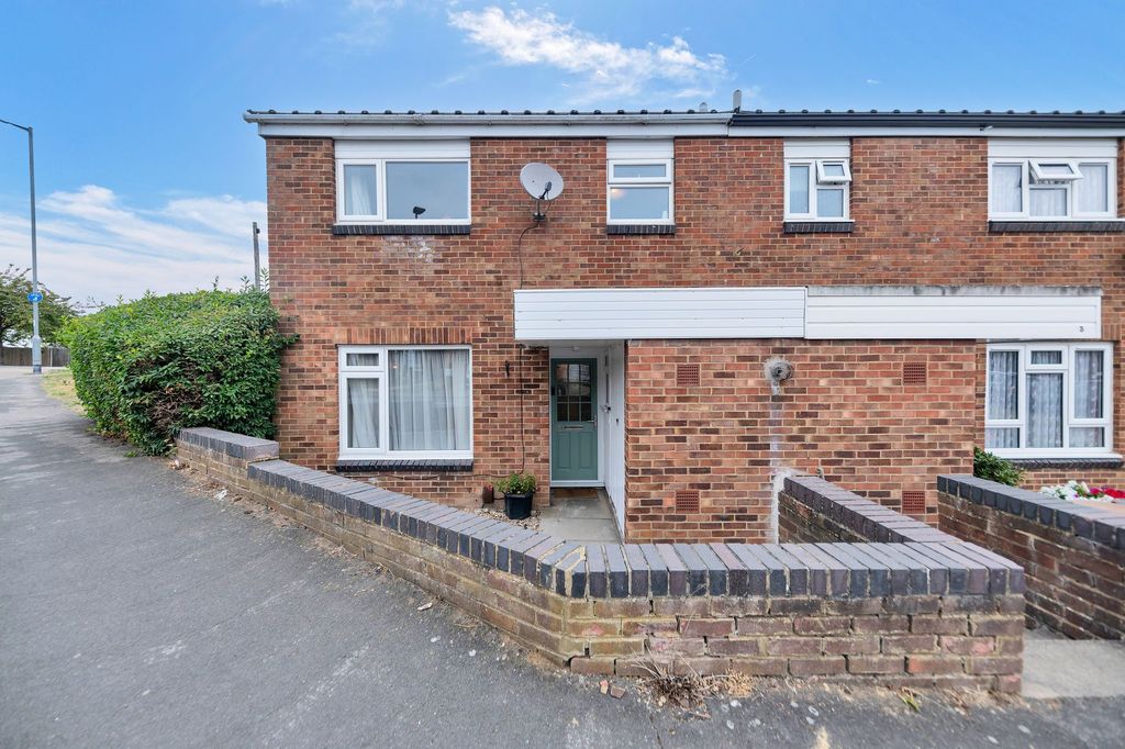Property photo 1 of 18