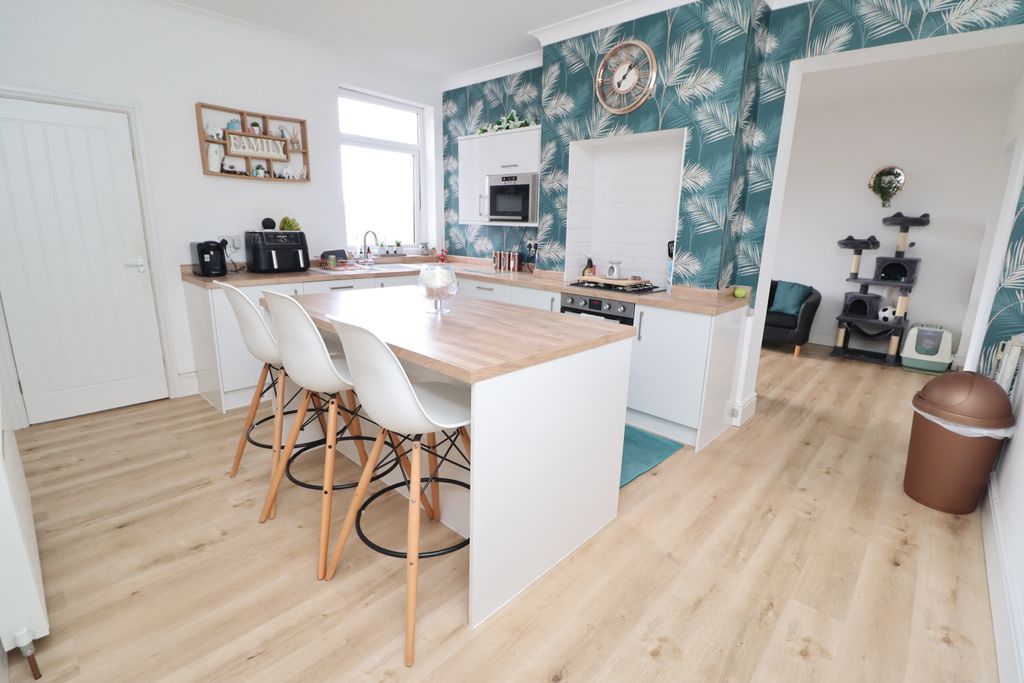 Property photo 2 of 15 Img_5920