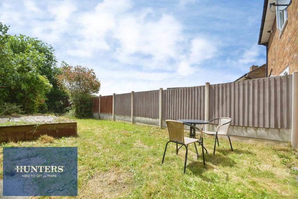 Property photo 2 of 14 Rear Garden 2.Jpg