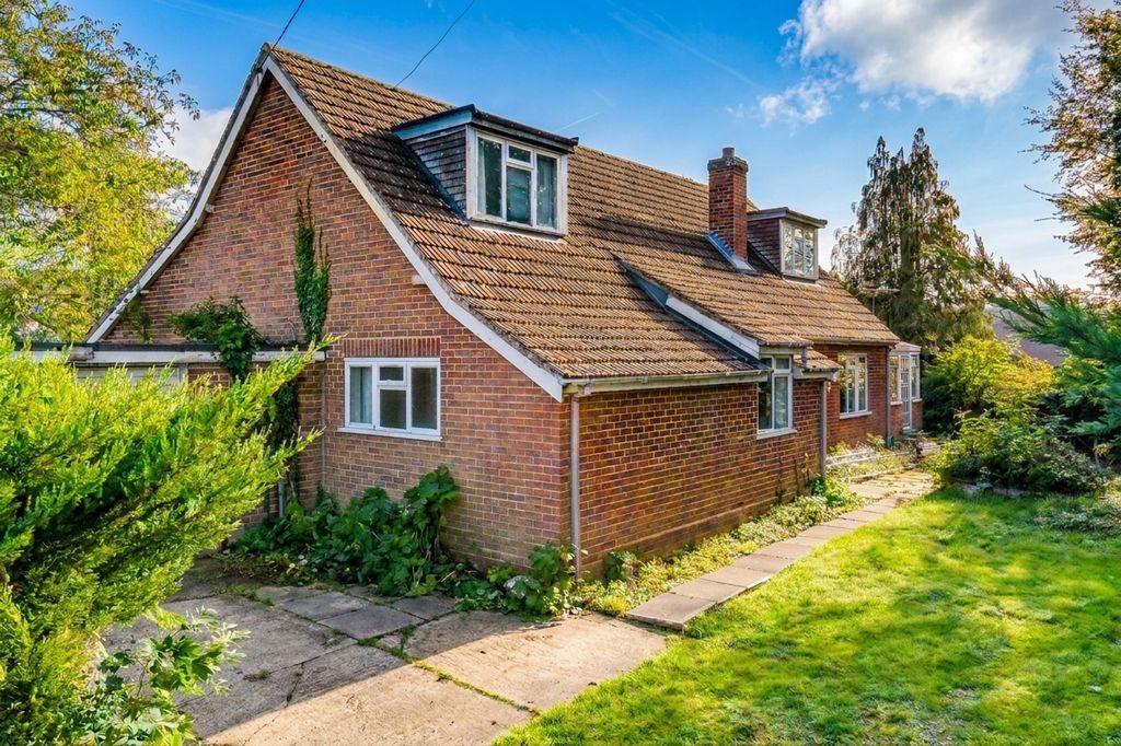 Property photo 1 of 31