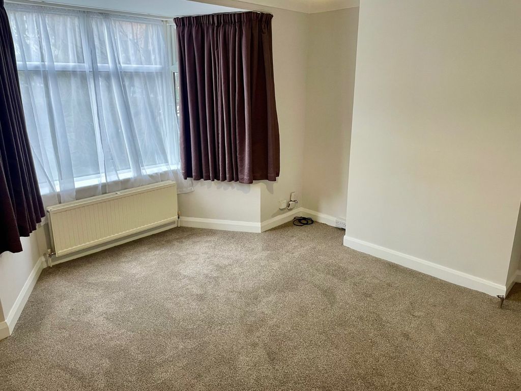 Property photo 2 of 13 Picture No. 20