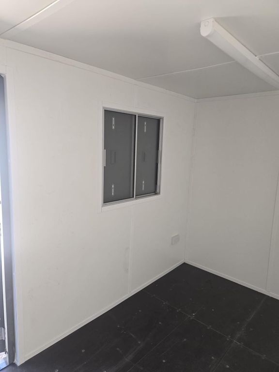 Property photo 3 of 4