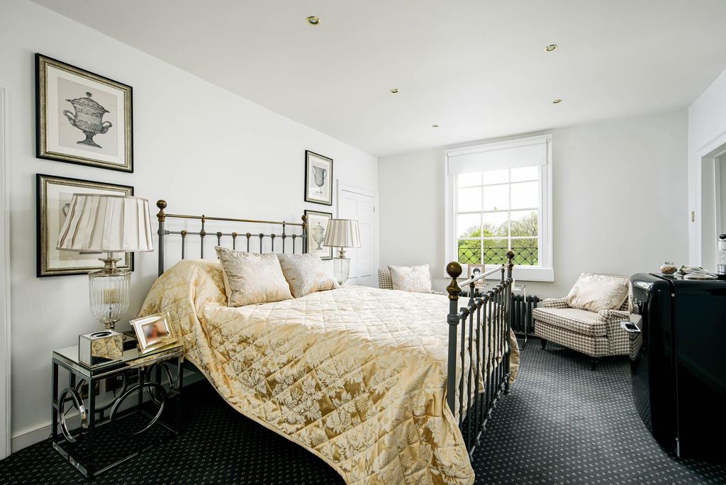 Additional image 21 of 3 bed town house for saleSt James's Square, Bath, Somerset BA1