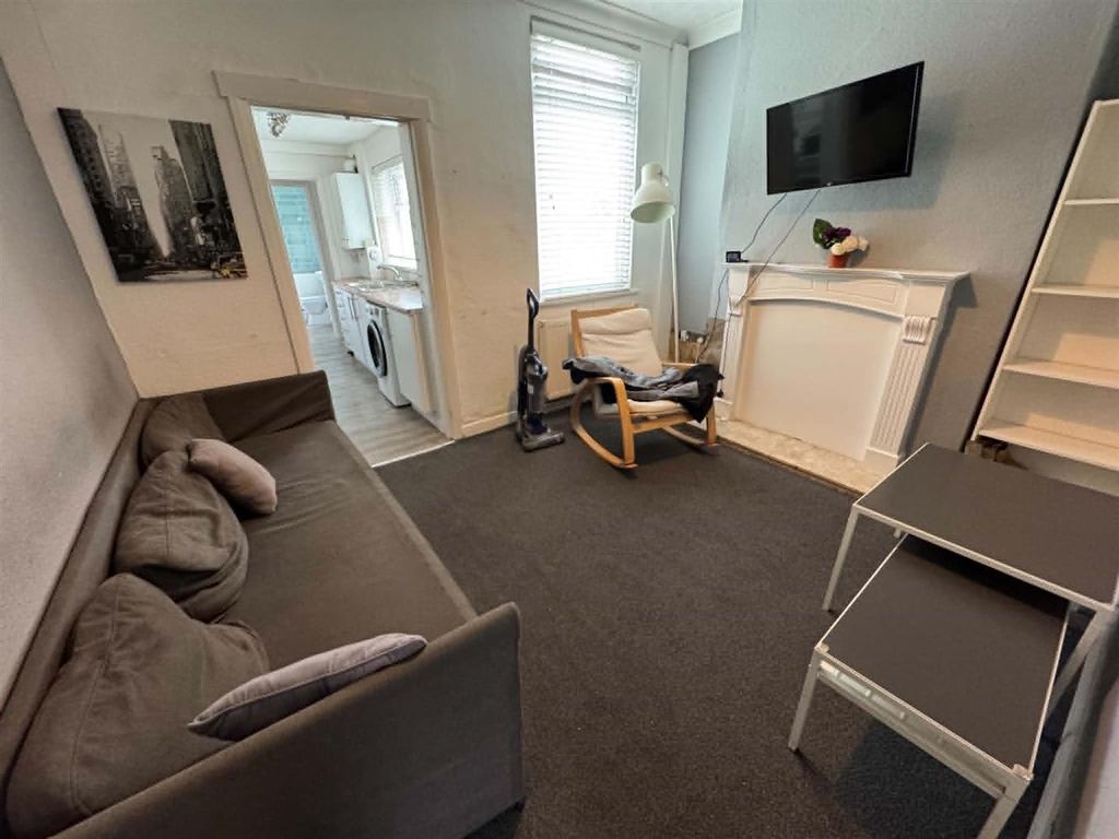 Property photo 1 of 6 2.Jpg