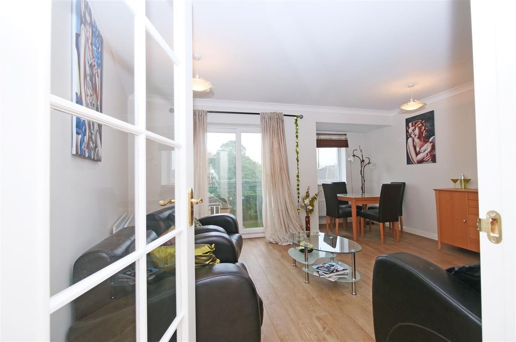 Property photo 3 of 16 Pnmb0394.Jpg