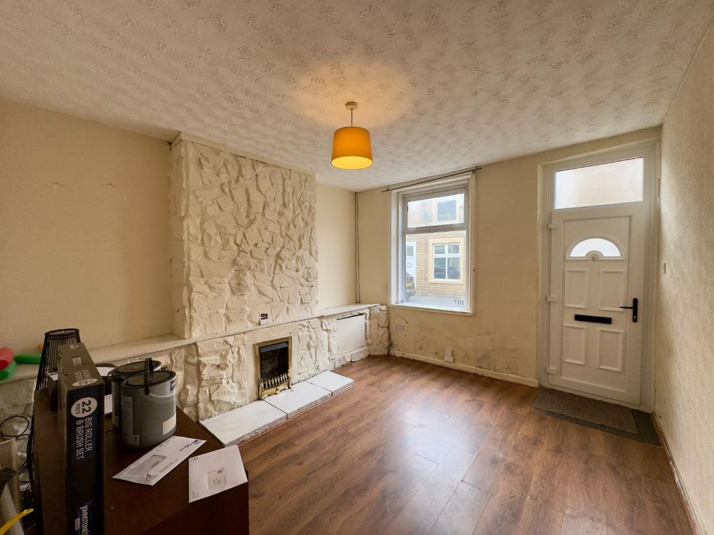 Property photo 2 of 9 Image00003.Jpeg