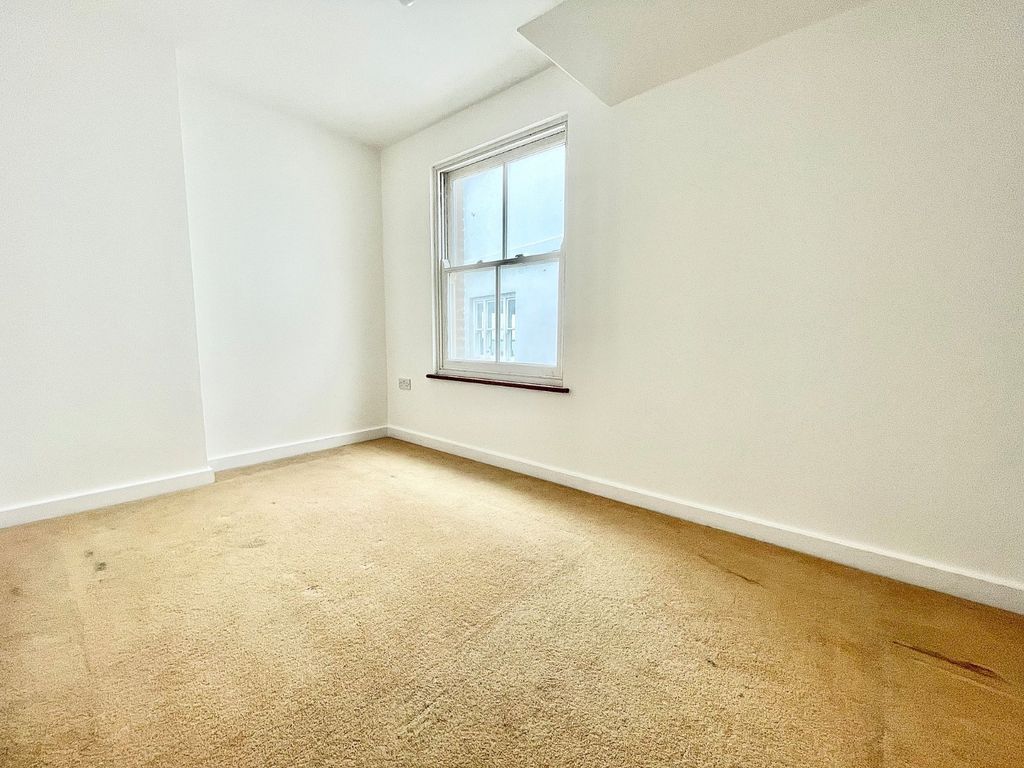 Property photo 2 of 7 Picture 2