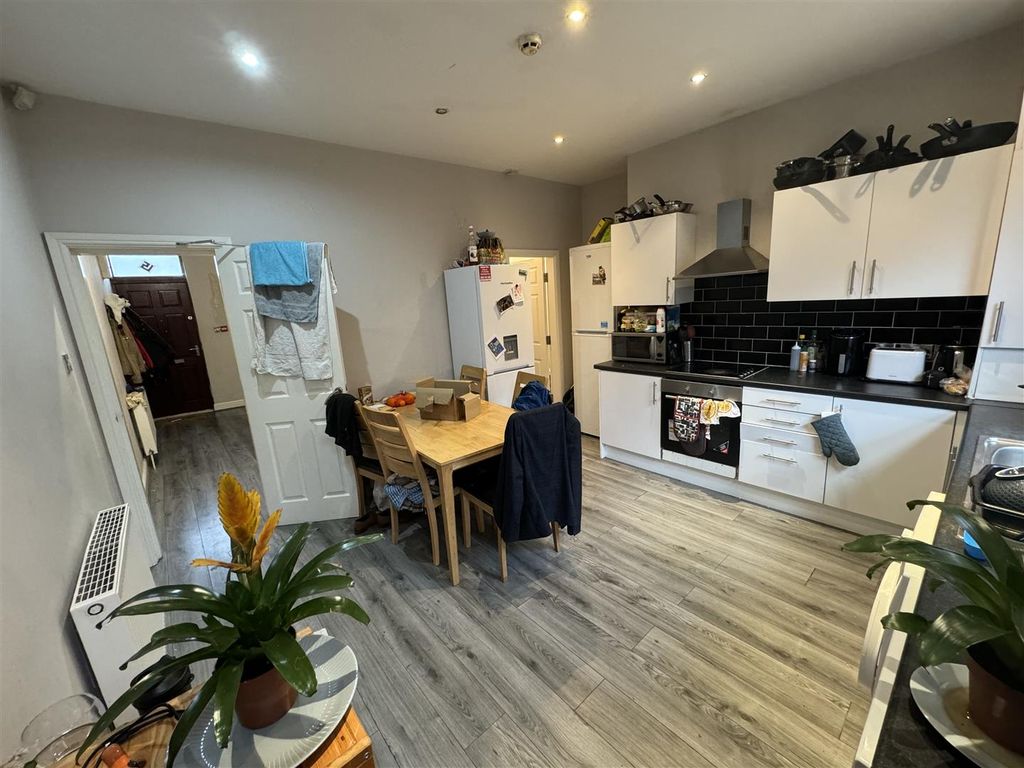 Property photo 2 of 19 Image00017.Jpeg