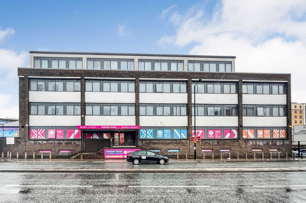 Property photo 1 of 16 115 Burgess House, 93-105 St. James Boulevard, Newcastle Upon Tyne Ne1 4Bw