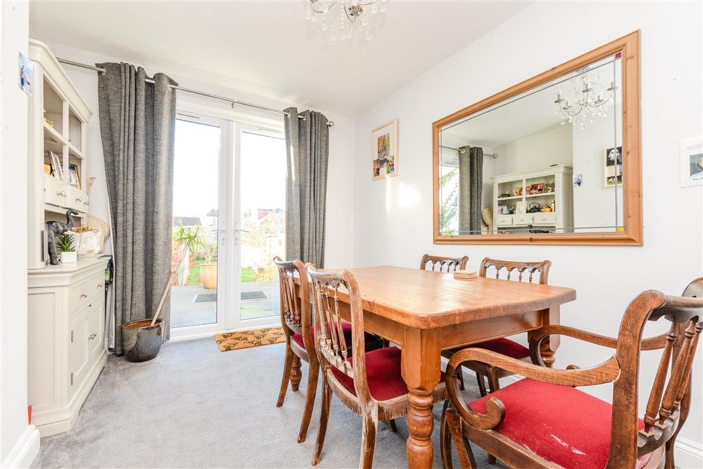 Property photo 3 of 14 Dining Room