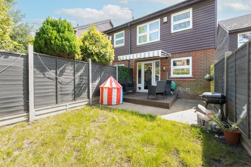 Property photo 3 of 15 Picture No. 10