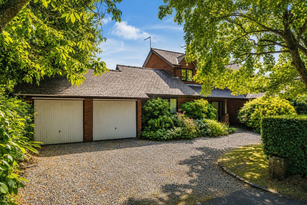 Property photo 1 of 22