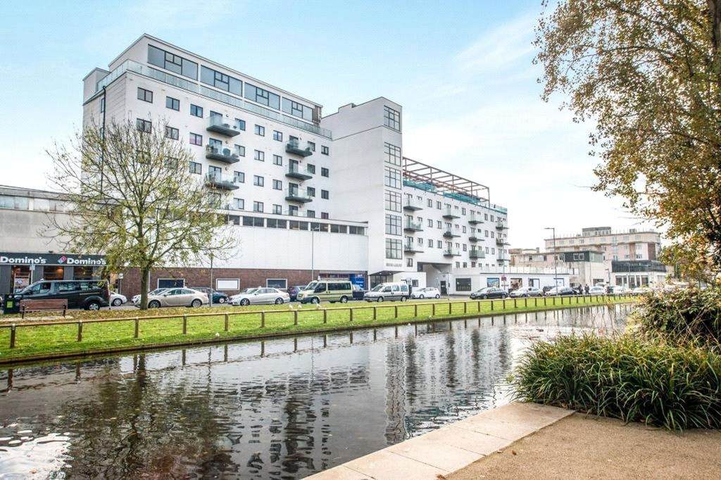 Property photo 1 of 9 Exterior