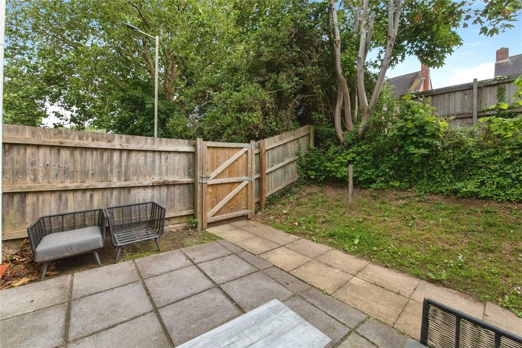 Property photo 2 of 8 Picture No. 06
