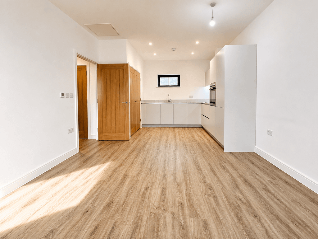 Property photo 2 of 11 5