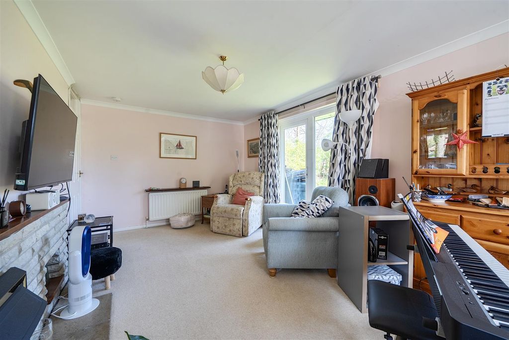 Property photo 2 of 12 1451647-6-69Ea3d9108945.Jpg