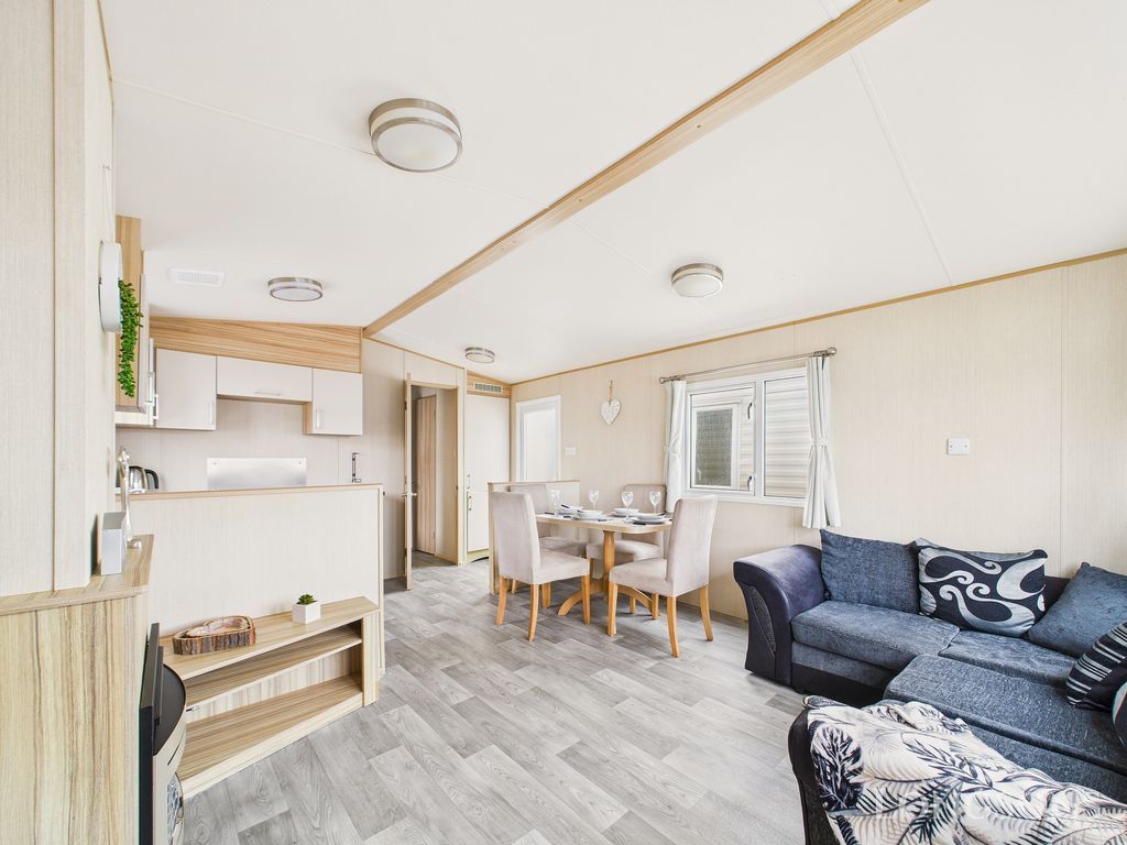 Property photo 1 of 15 Cam02173G0 Pr0326 Still051