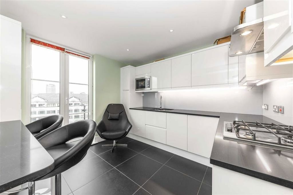 Property photo 3 of 8