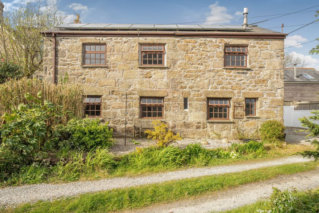 Property photo 1 of 13