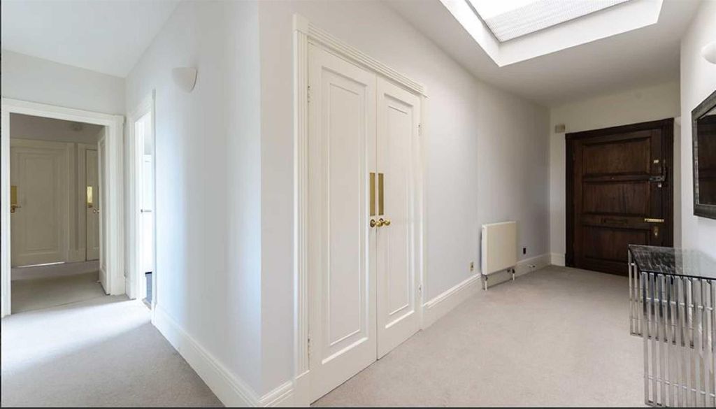 Property photo 3 of 8 Property Photo