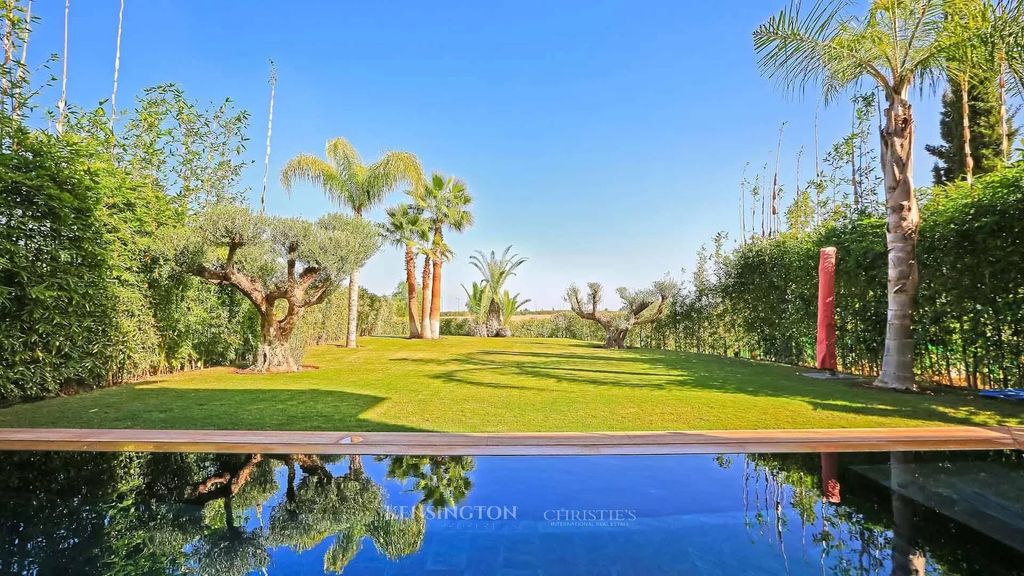Property photo 3 of 29 Click Here If You Are Looking For Villa For Sale In Marrakech Villa  Lena From Kensingtonmorocco.Com