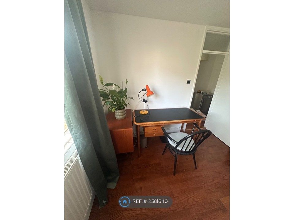 Property photo 3 of 5