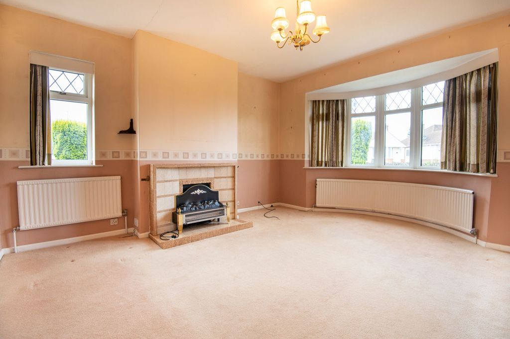 Property photo 3 of 15