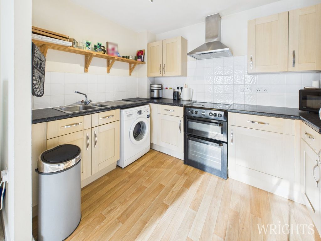 Additional image 9 of 1 bed flat for saleParkhouse Court, Hatfield AL10