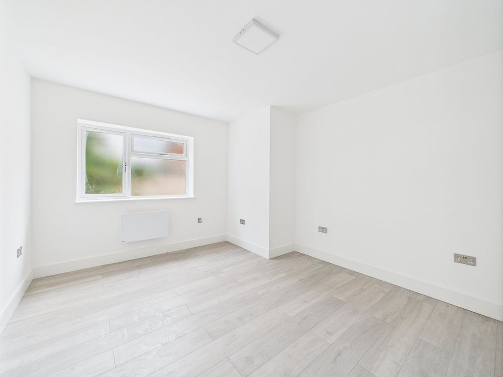 Property photo 2 of 6 Picture No. 04