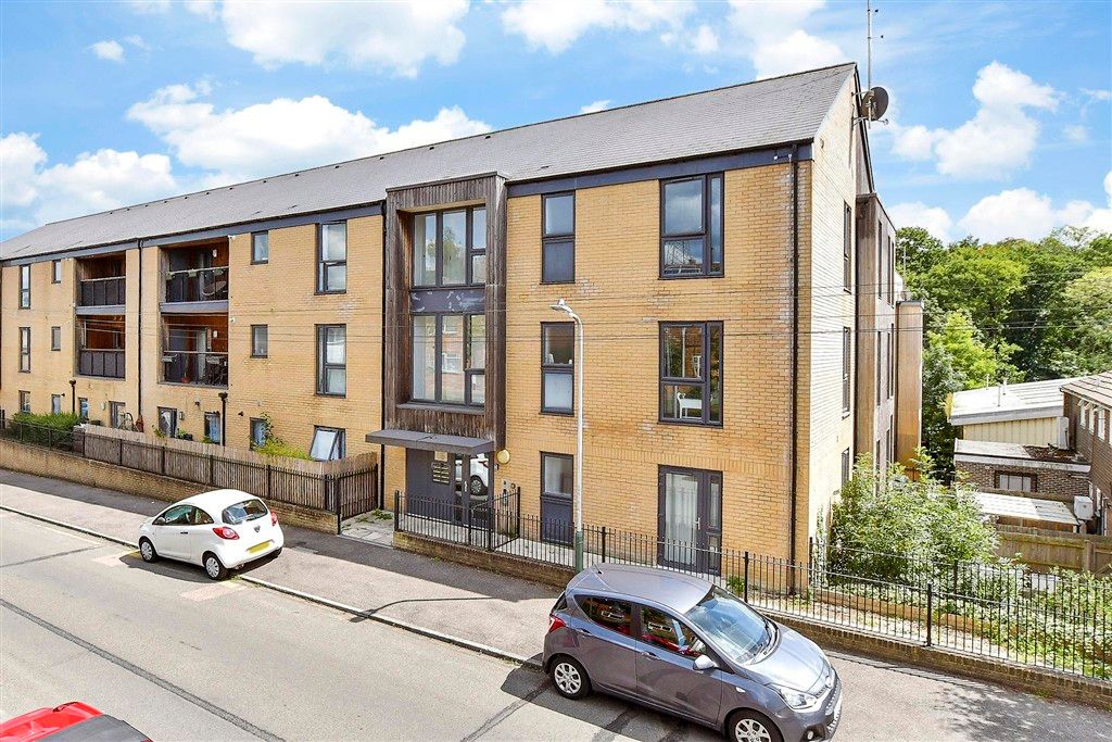 Property photo 2 of 11 External (Web)