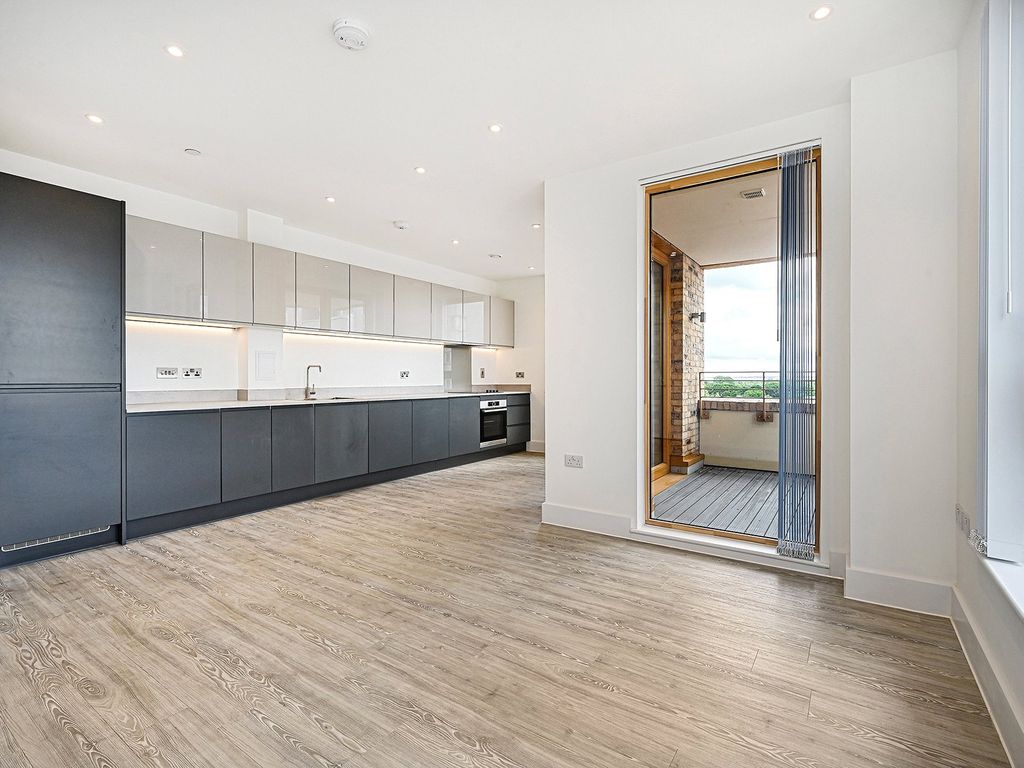 Property photo 2 of 18 Swift Court