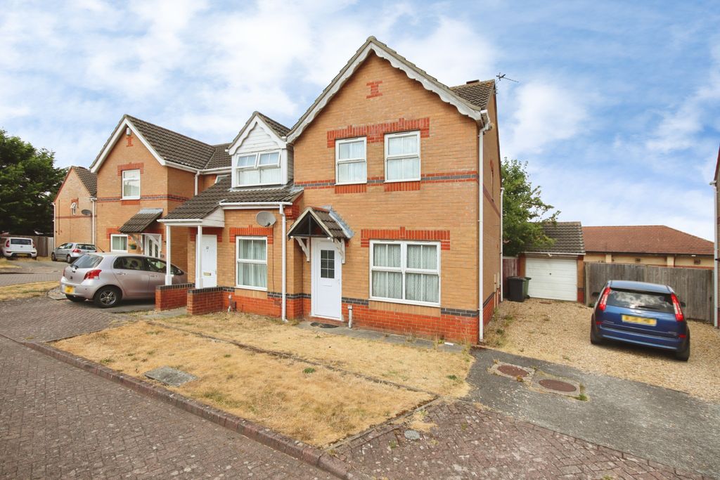 Property photo 1 of 8