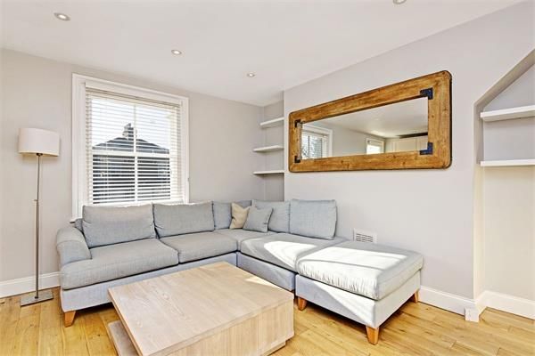 Property photo 2 of 8