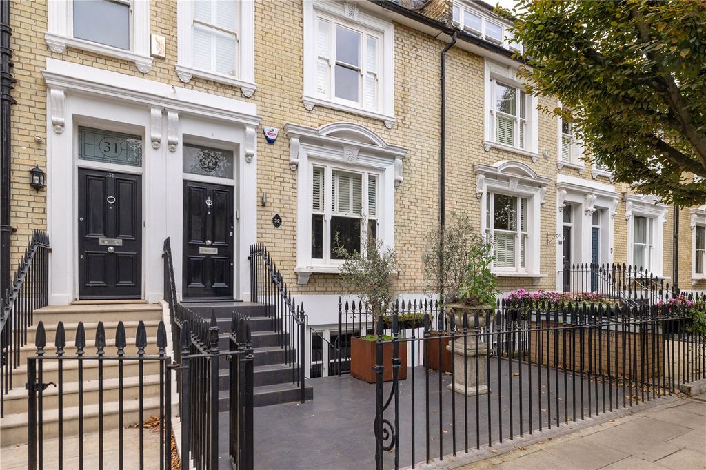 Property photo 2 of 40 Picture No. 03