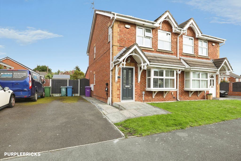 Property photo 2 of 26
