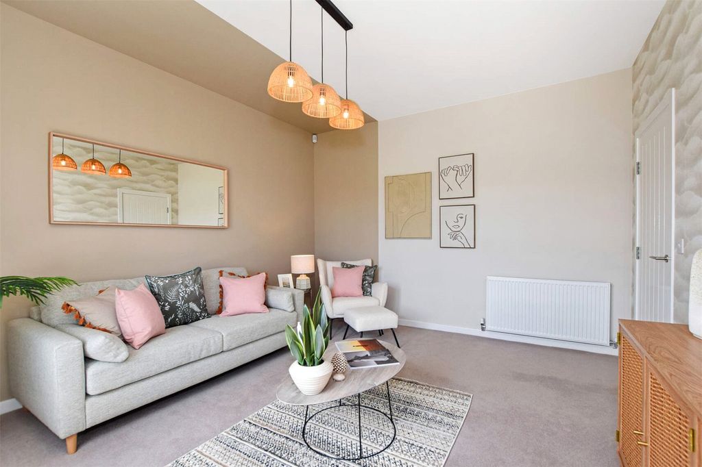 Property photo 2 of 36 Picture No. 12