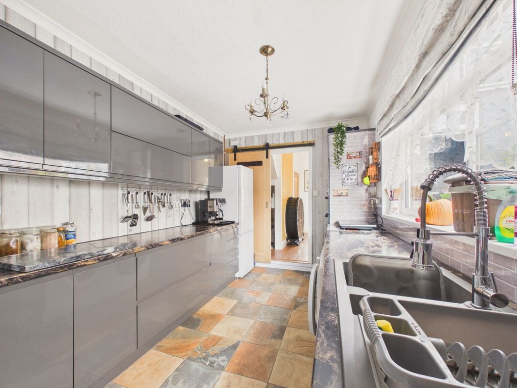 Property photo 3 of 30 5390505